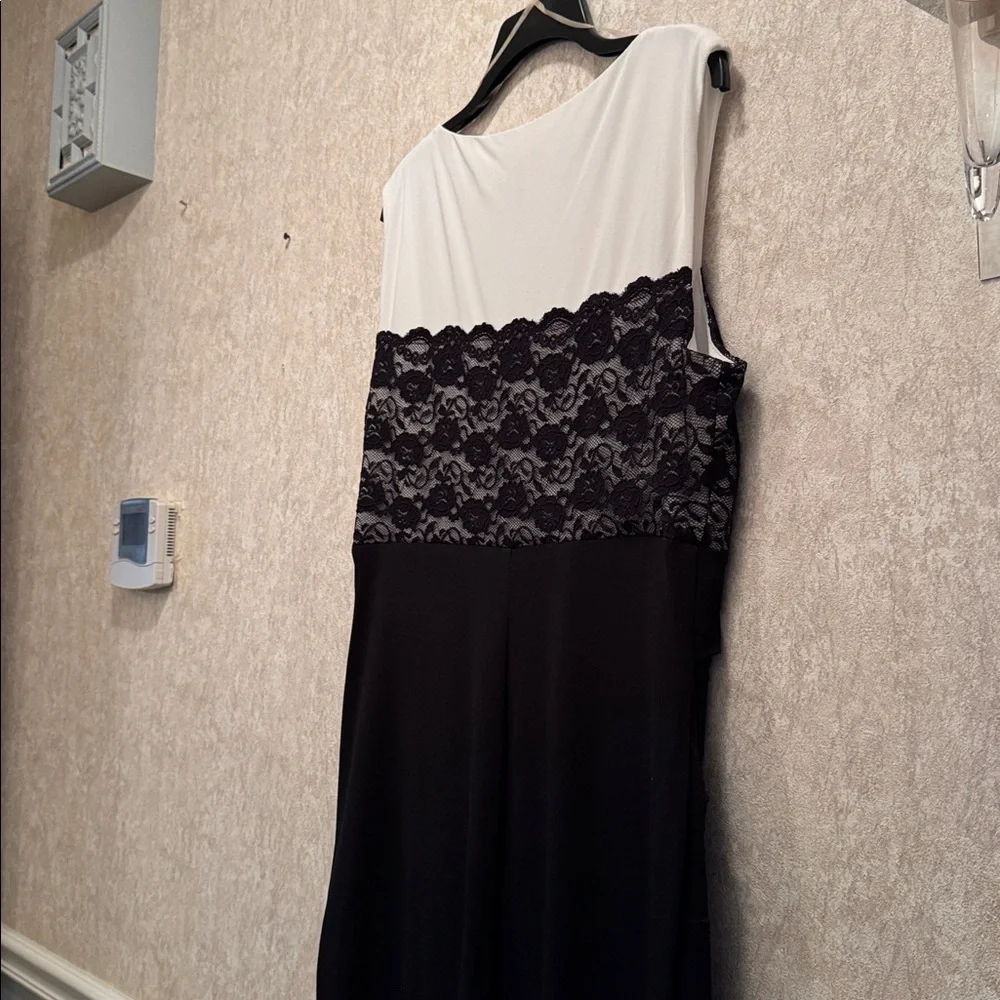 NWT BLACK LAYERED DRESS WITH WHITE & BLACK BODICE - Picture 11 of 13